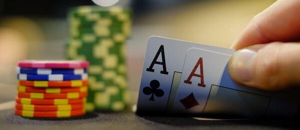 Dá sa hrať online poker v GGPoker?